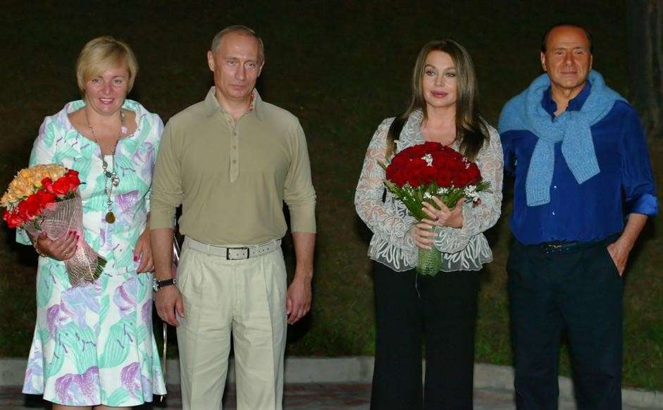 La coppia con Vladimir Putin e consorte