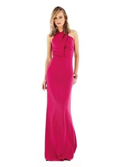 Look elegante con abito lungo fucsia