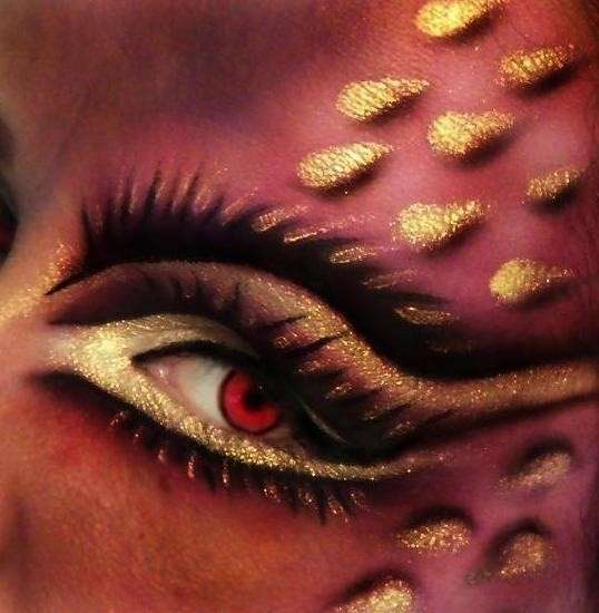 Oro per trucco da diavoletta