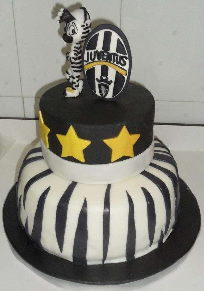 Torta della Juventus a due piani