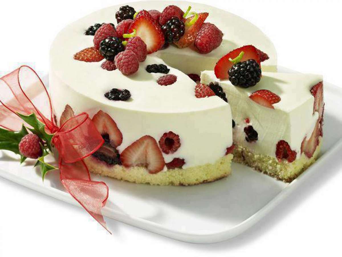 Torta allo yogurt con frutta