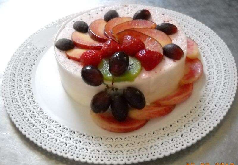 Torta semifreddo alla frutta