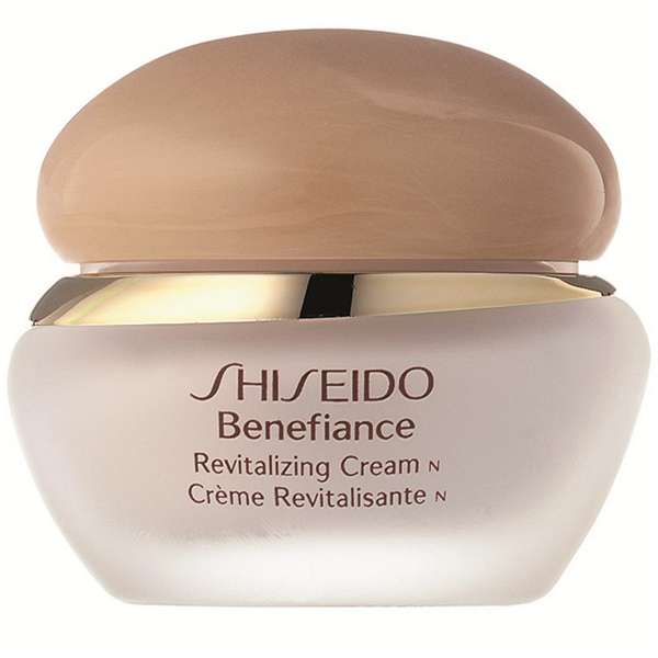 Crema viso anti età Benefiance di Shiseido