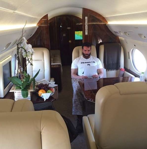 Dan Bilzerian in viaggio