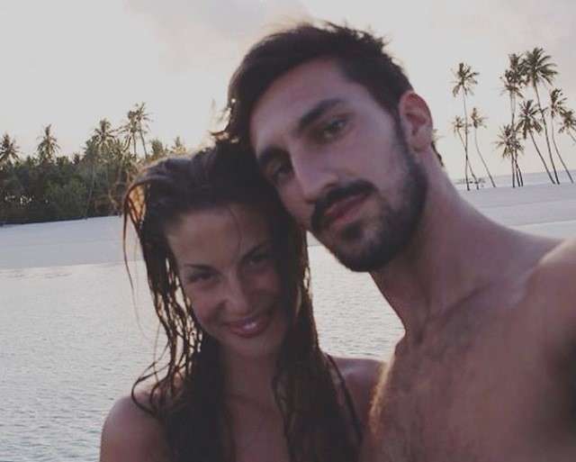 Francesca Fioretti e Davide Astori al mare