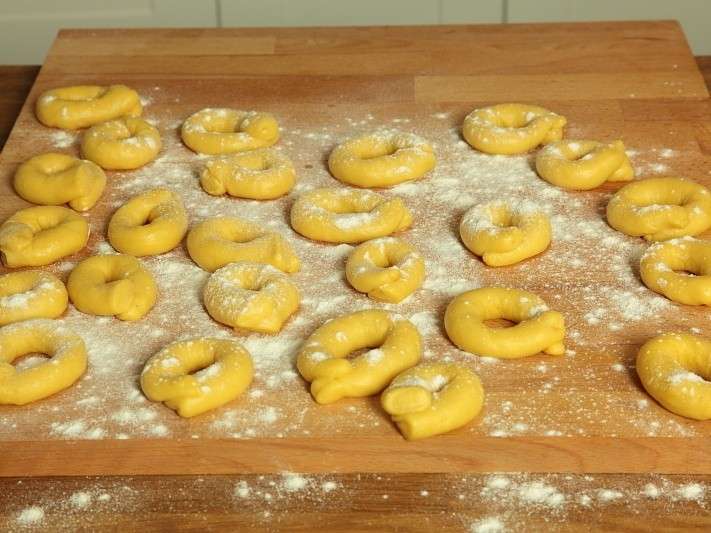 La ricetta dei taralli glassati