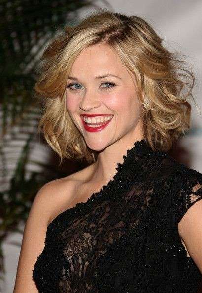 Reese Witherspoon hairstyle