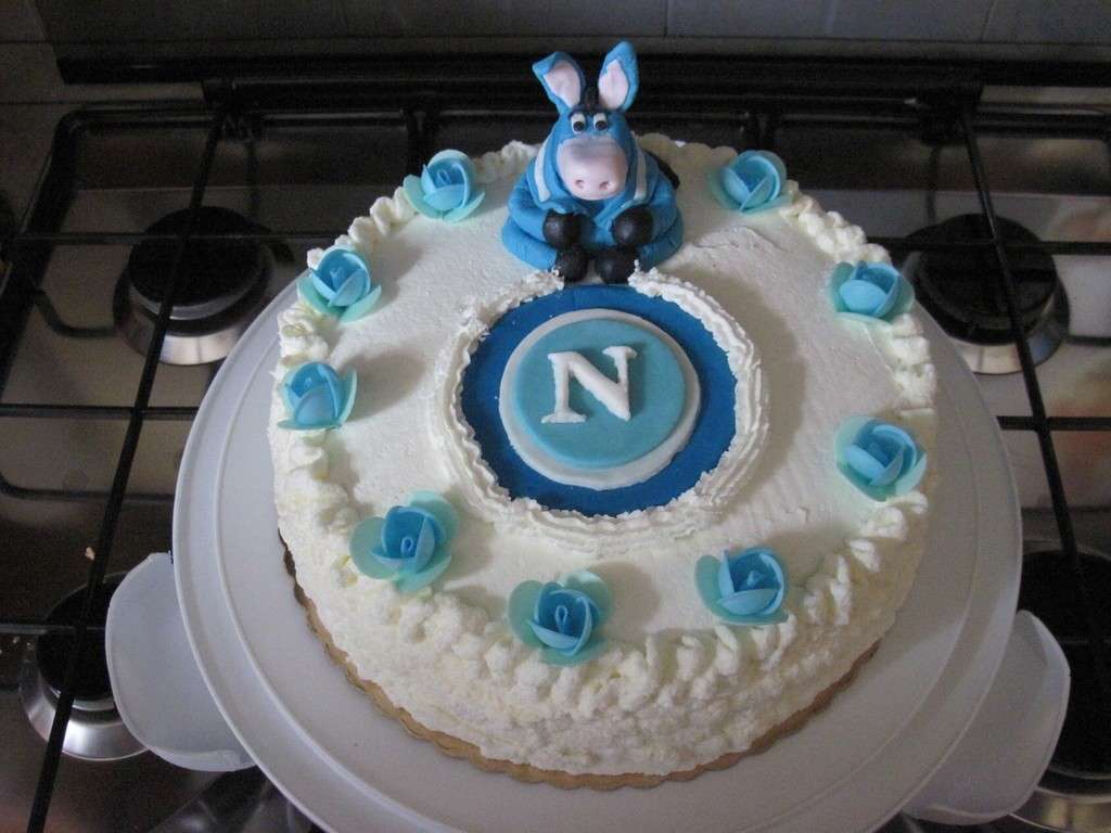 Torta con stemma del Napoli