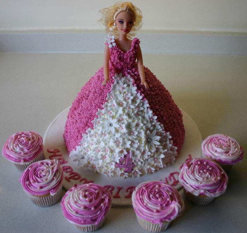 Torta e cupcake di Barbie