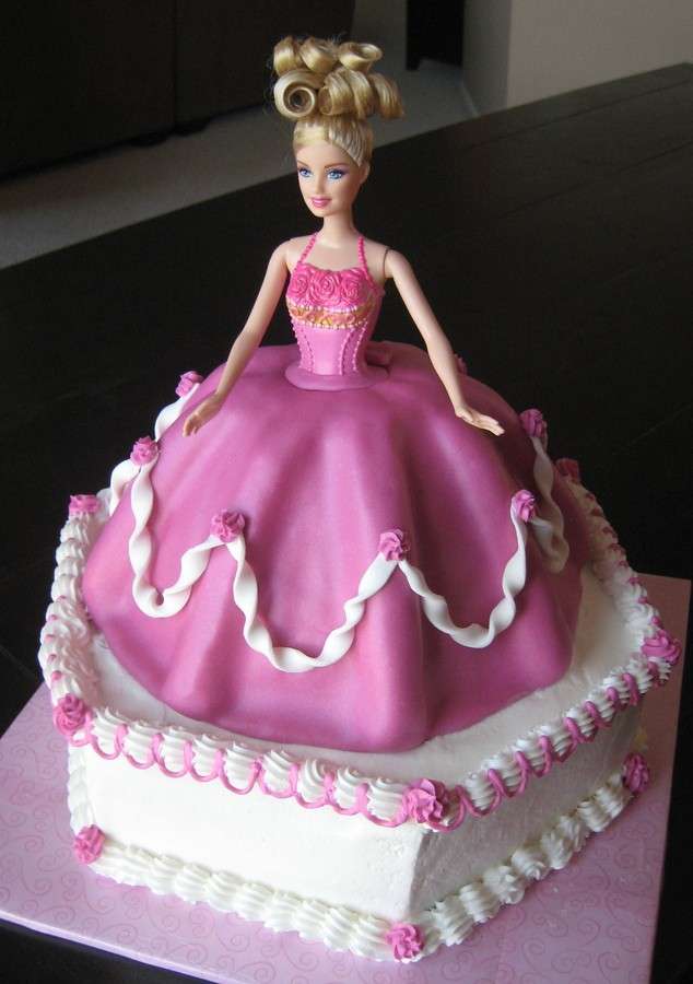 Decorazione torte di Barbie