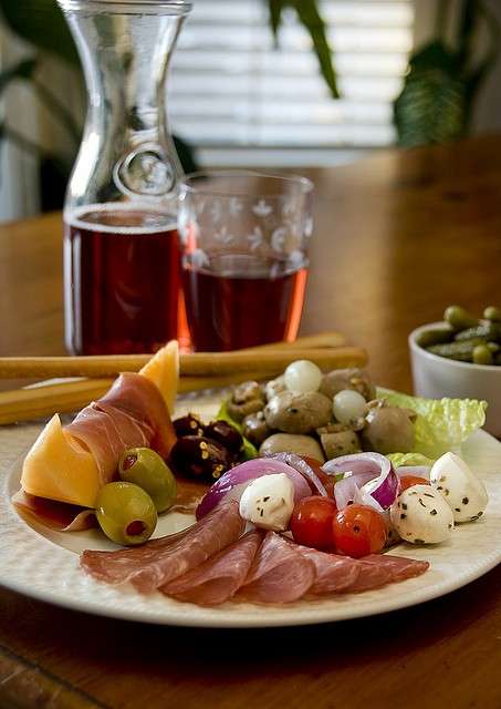 Antipasto con sottaceti