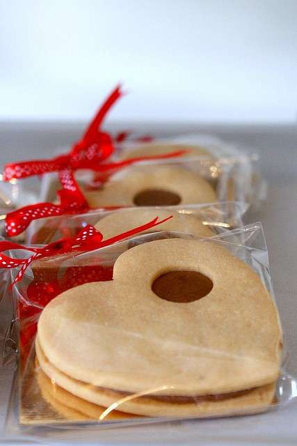 Biscotti con marmellata