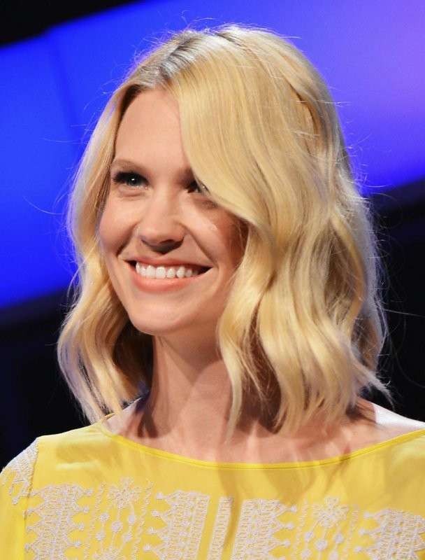 Capelli medi di January Jones