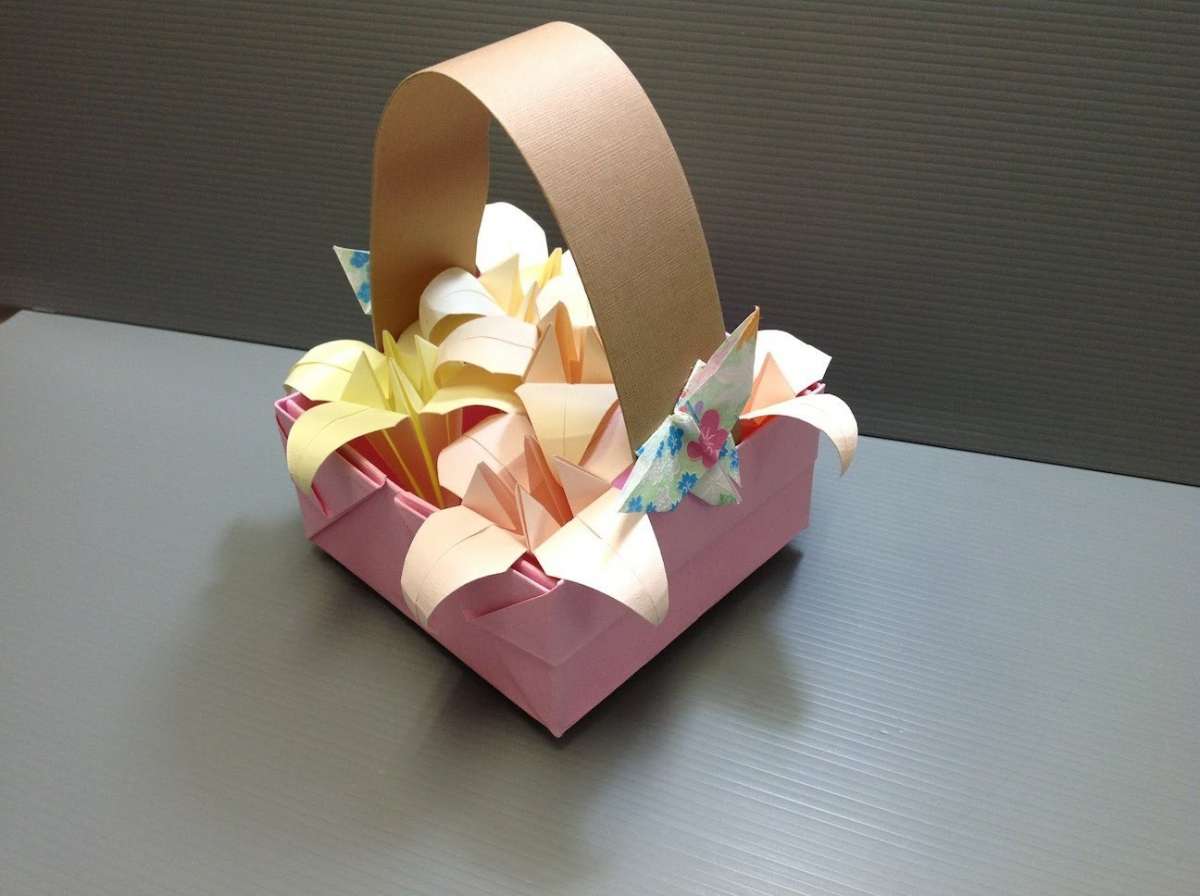 Cestino di fiori con gli origami