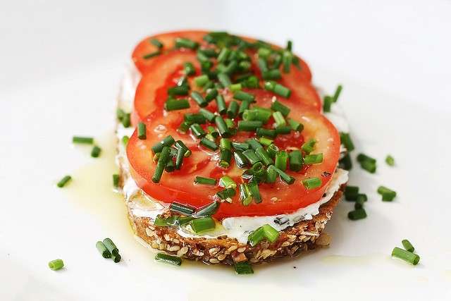 Crostini con pomodori