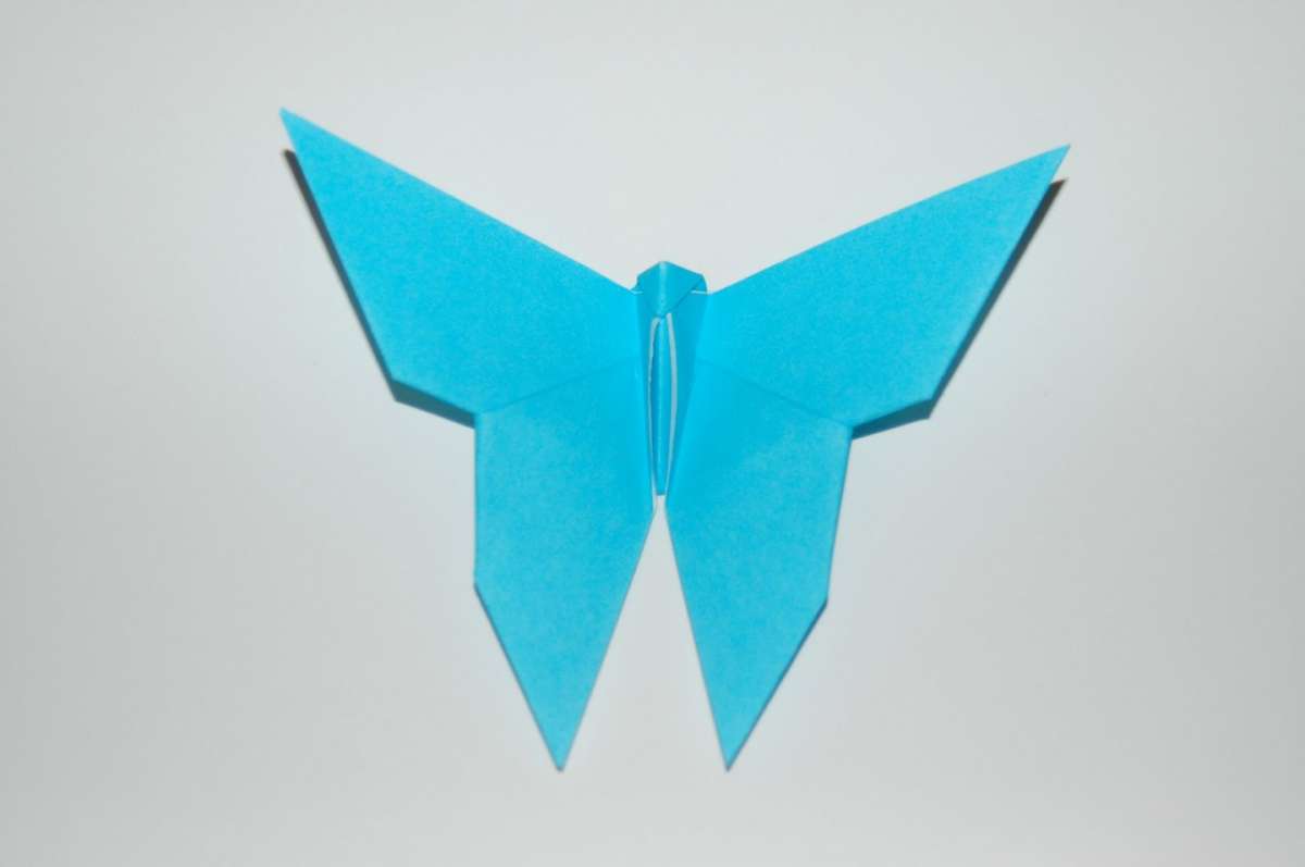 Farfalla con gli origami per Pasqua