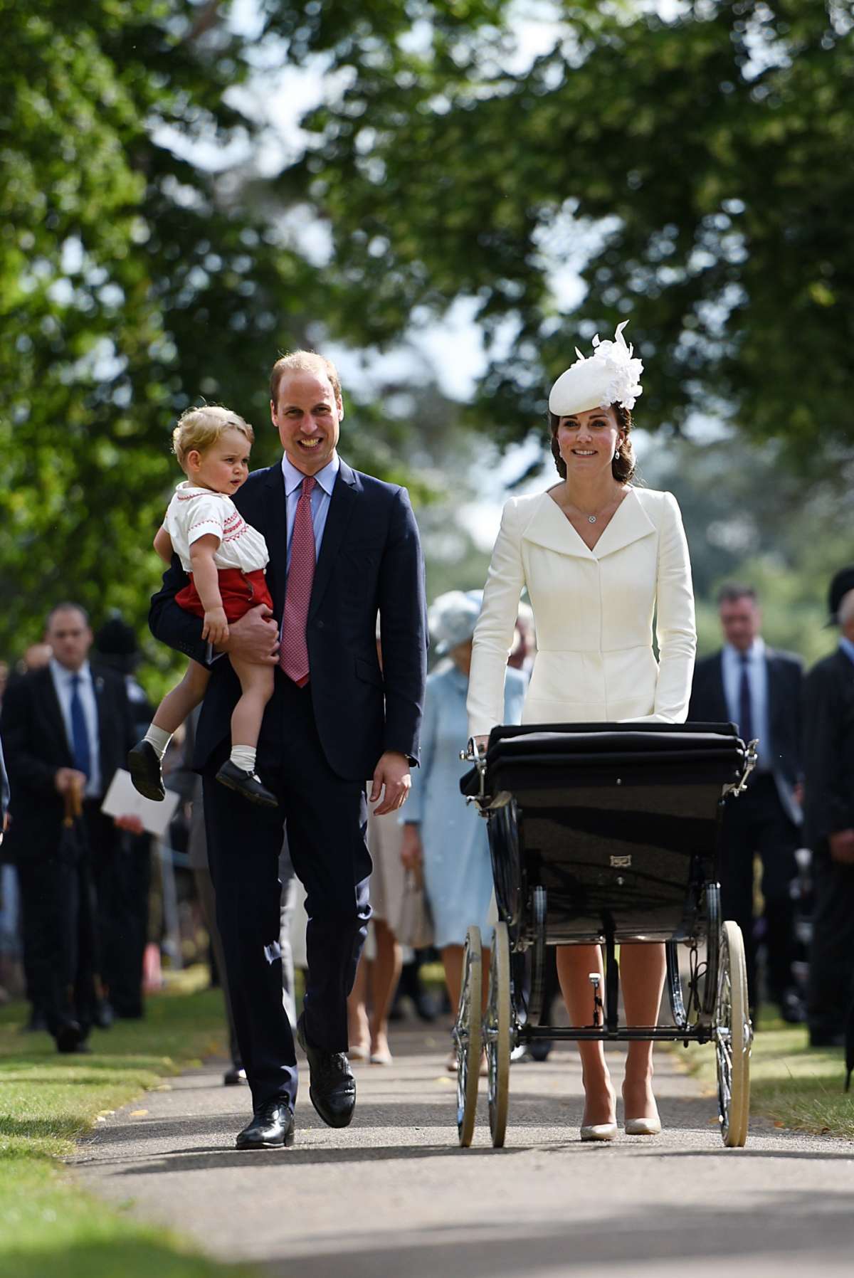 George in braccio a papà William