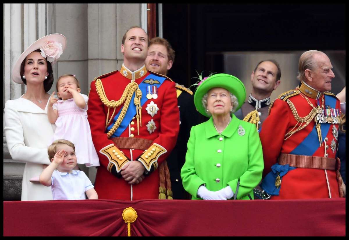 La famiglia reale inglese al Trooping the colour