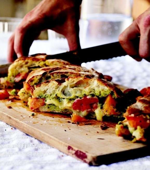 Panino con carne alla griglia