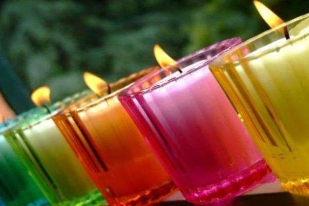 Riciclare candele e bicchieri