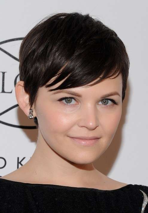 Taglio capelli corti in crescita di Ginnifer Goodwin