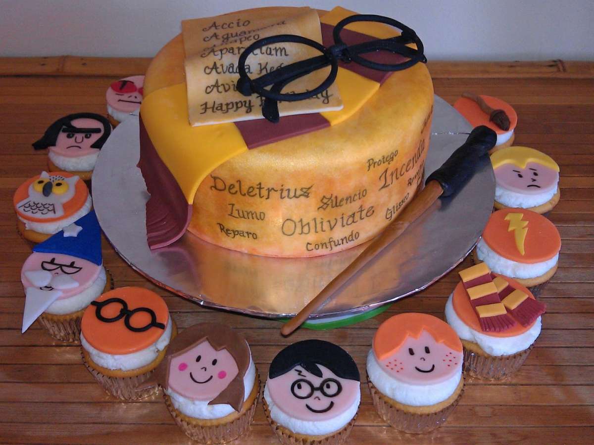 Torta con cupcake di Harry Potter