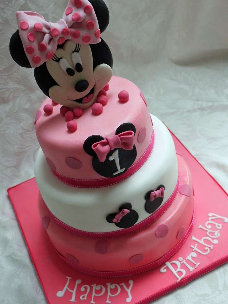 Torta decorata con Minnie