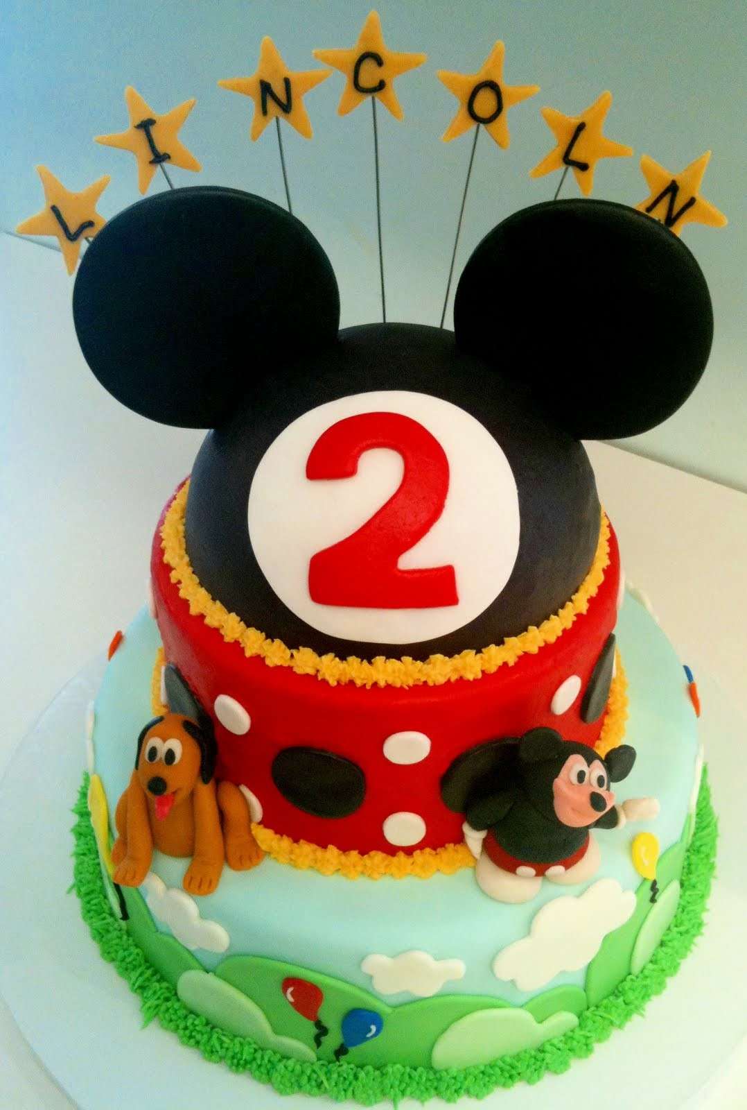 Torta di Mickey Mouse in pasta di zucchero