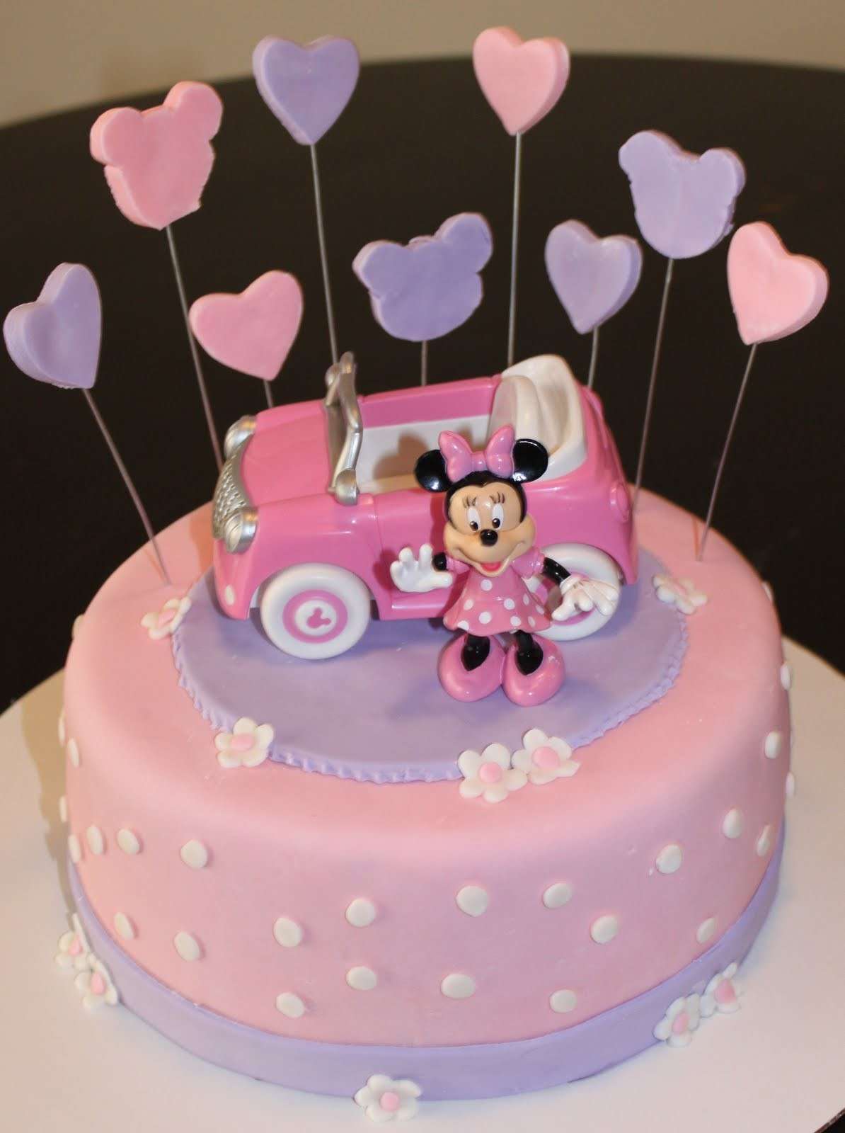 Torta di Minnie con cuoricini