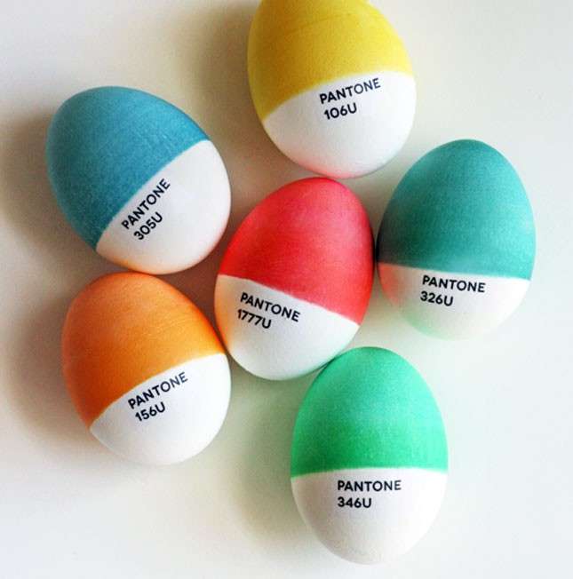 Uova di Pasqua Pantone