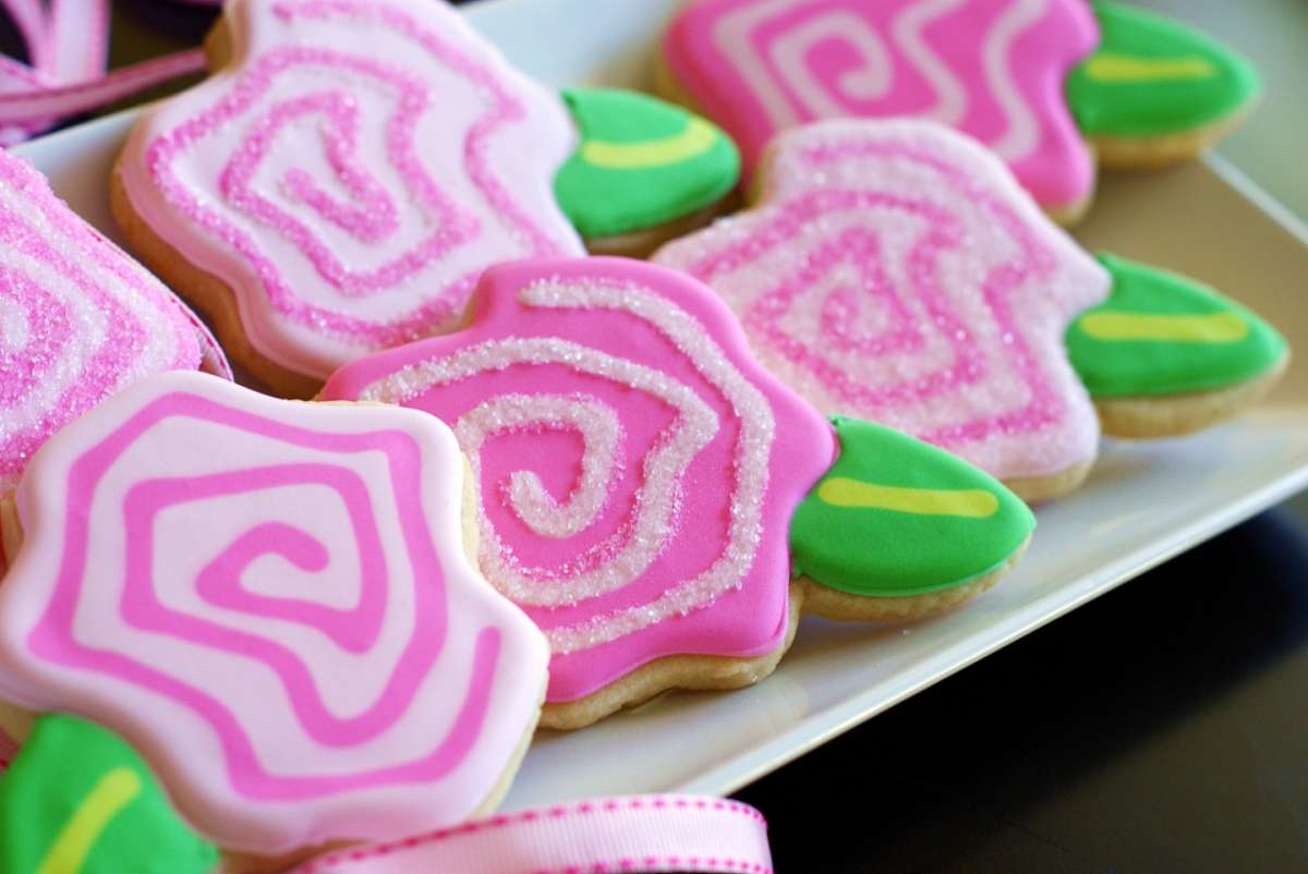 Biscotti a forma di rosa