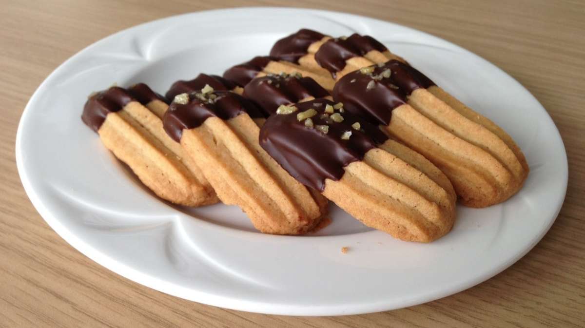 Biscuitti ricoperti di cioccolato