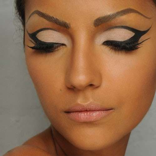 Cat eye make up ricercato