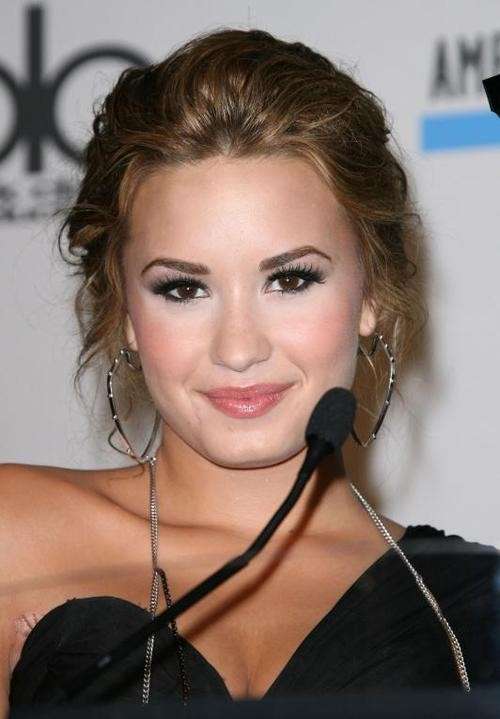Errore make up di Demi Lovato
