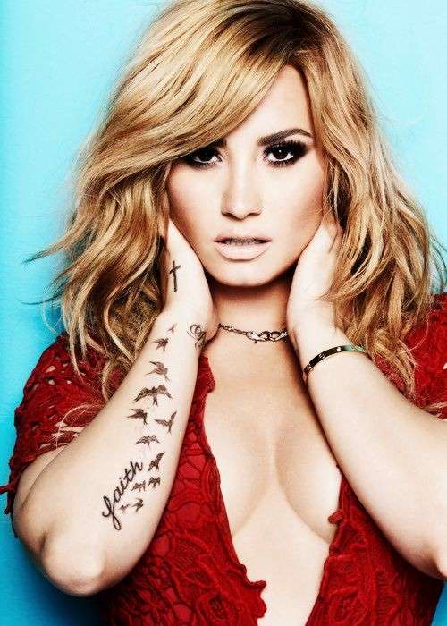Rondini di Demi Lovato