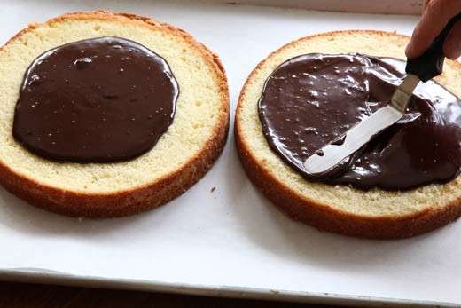 Torta farcita con nutella