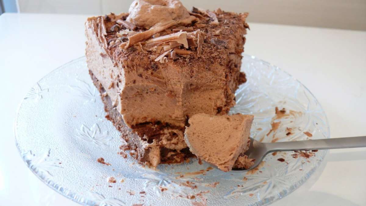 Torta con mousse di cioccolato