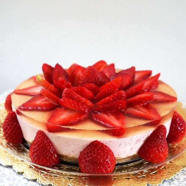 Torta yogurt e fragole