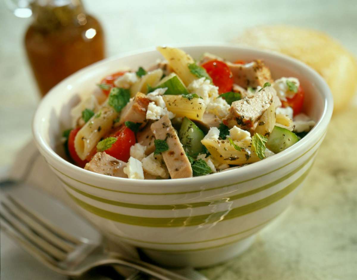 Insalata di pasta con pollo