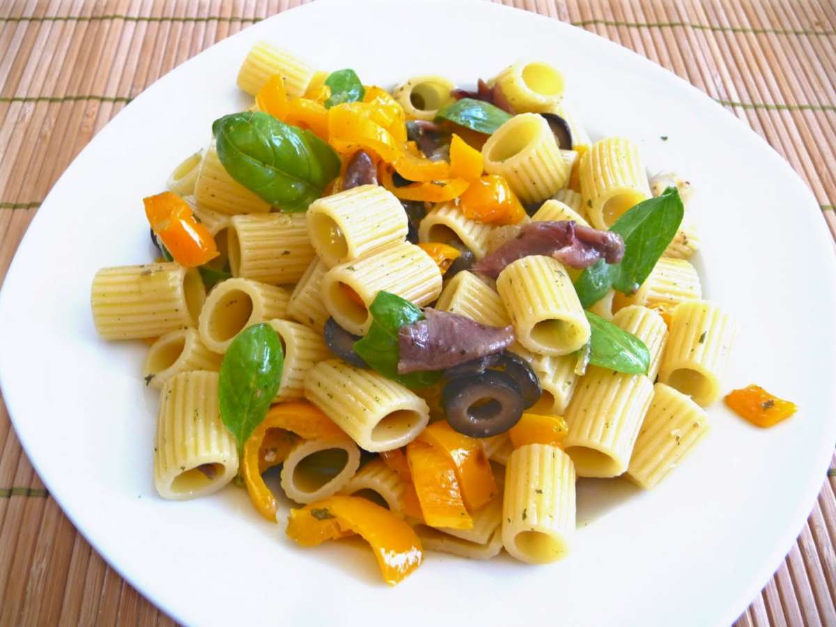 Pasta fredda con rigatoni