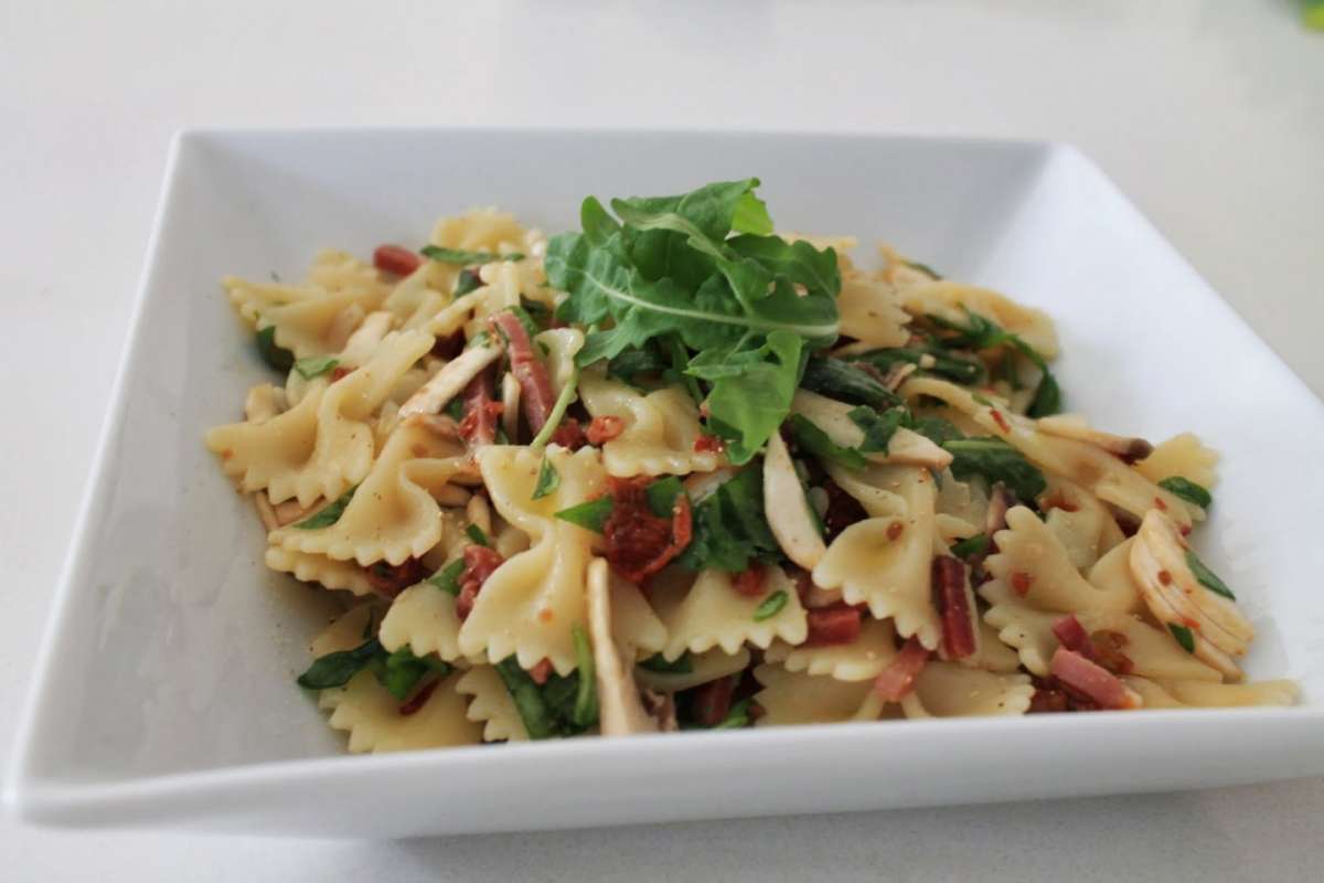 Pasta fredda con speck