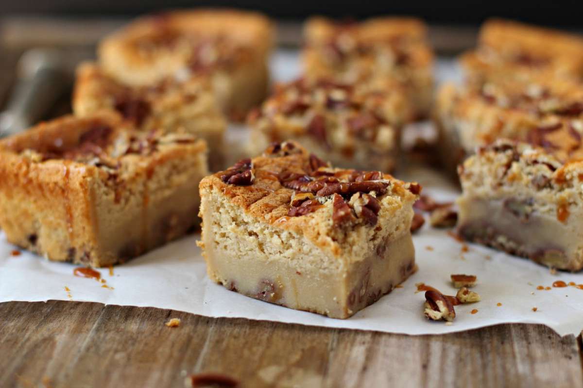 Torta magica con noci pecan