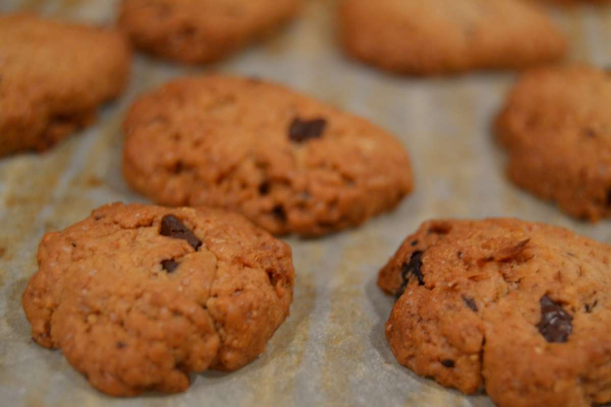 Biscotti con gocce di cioccolato