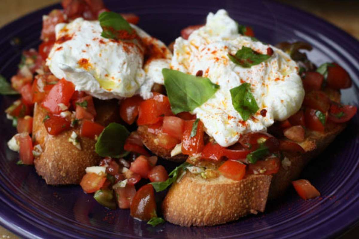 Bruschette con mozzarella