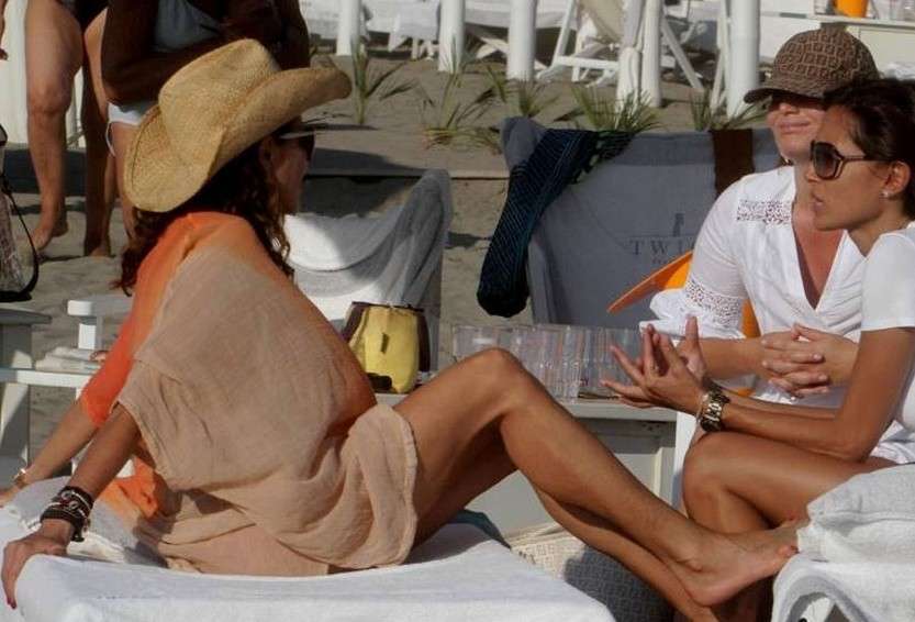 Daniela Santanchè al mare