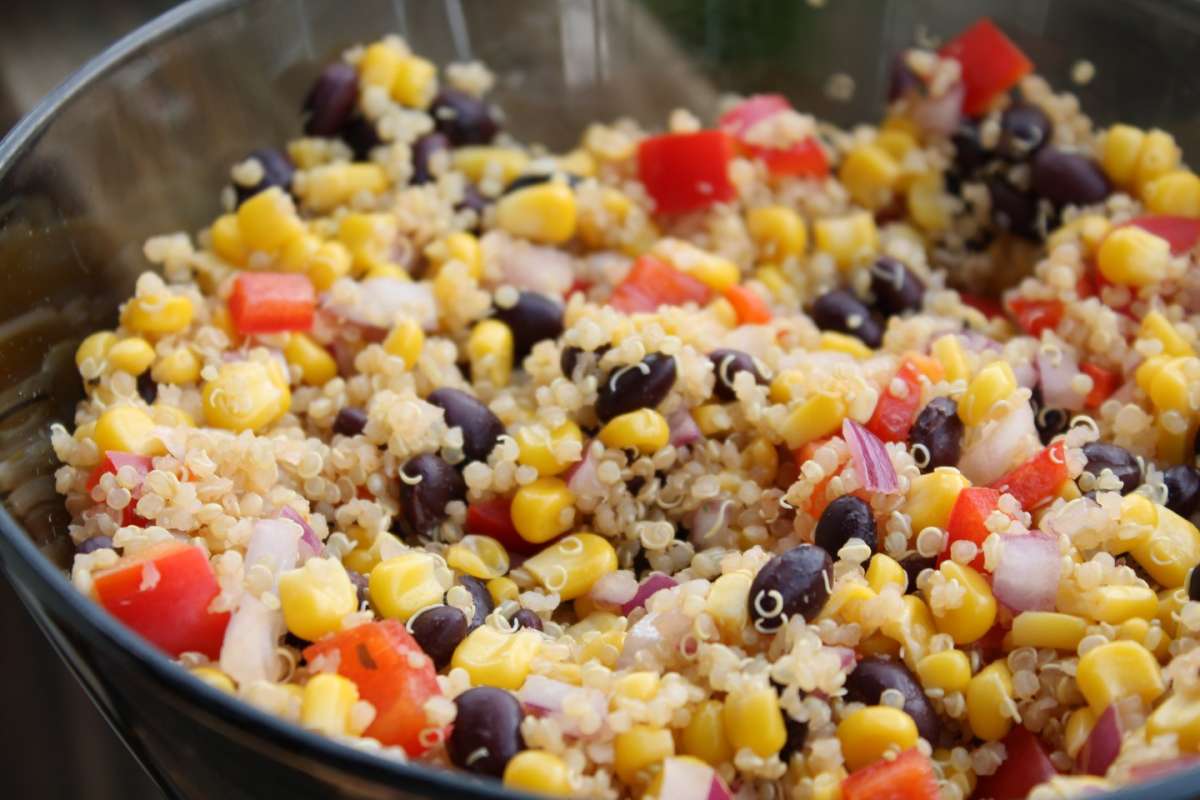 Insalata di quinoa e mais