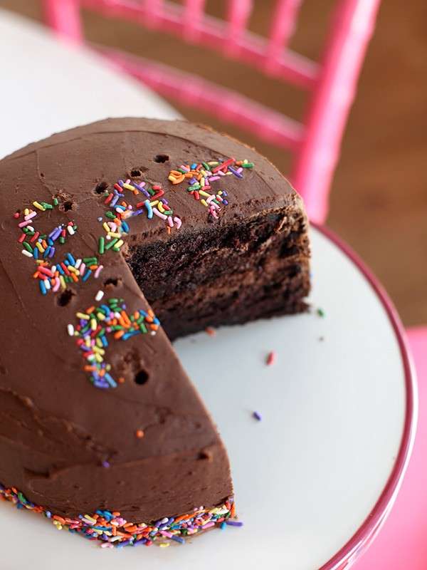 Torta a strati al doppio cioccolato