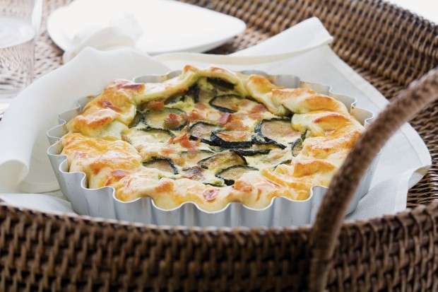 Torta rustica con zucchine, prosciutto e ricotta