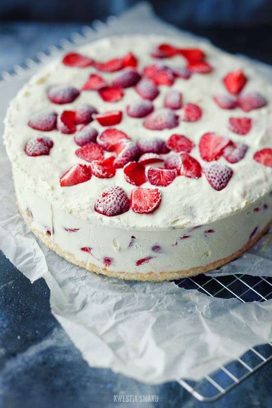 Torta gelato con frutta