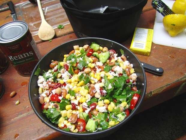 Insalata di verdure e cereali